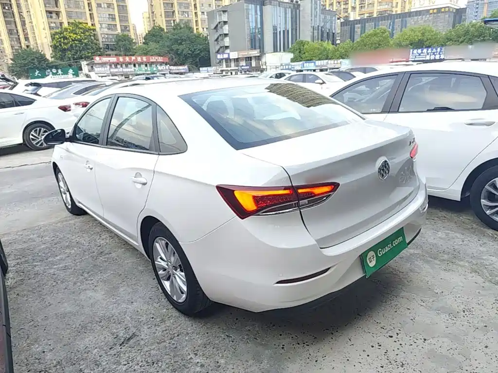 Buick Excelle — миниатюра 5