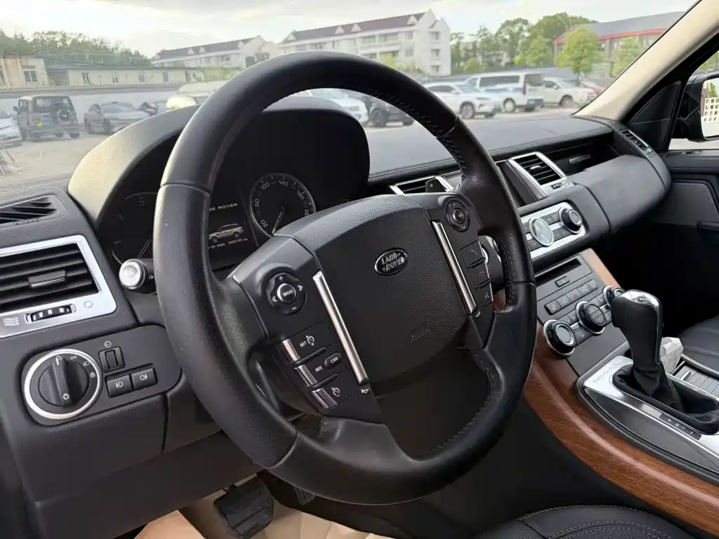 Land Rover Sport — миниатюра 17