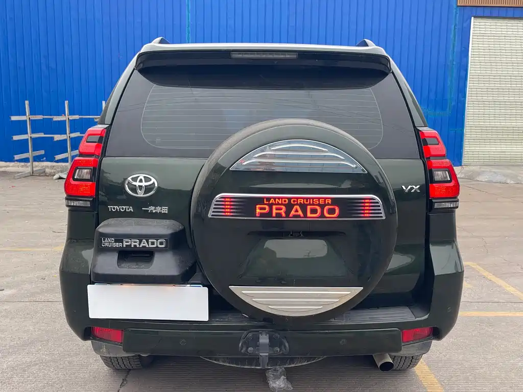 TOYOTA PRADO