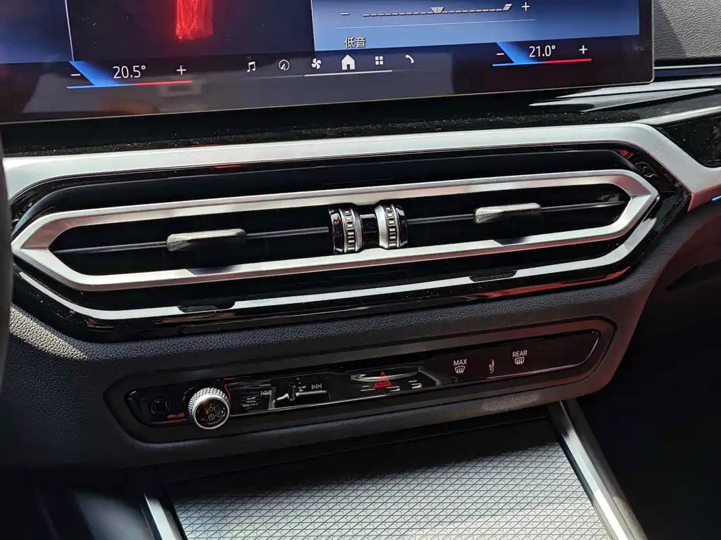 BMW 3 Series — миниатюра 15