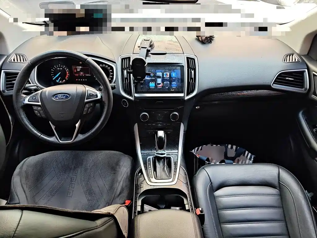 Ford Edge — миниатюра 10
