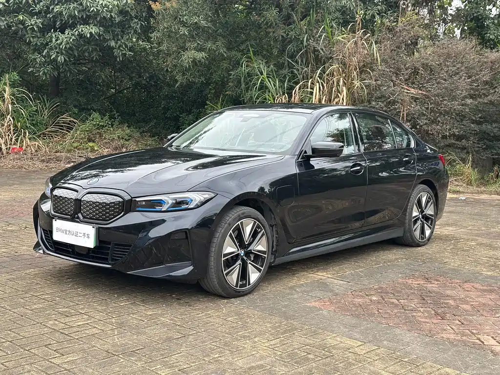 BMW i3 2024