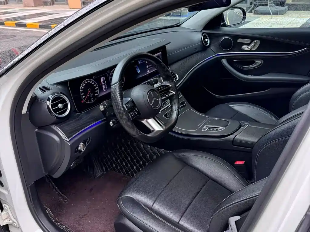 Mercedes-Benz E-Class E 2018 E 200 Sport 4MATIC