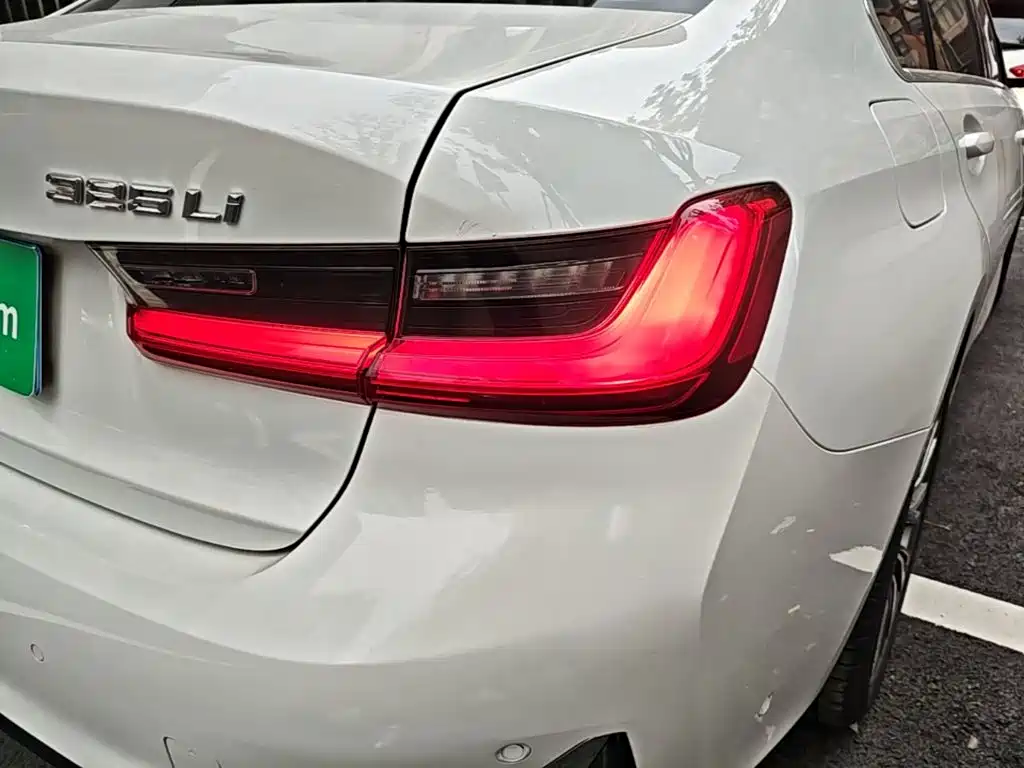 BMW 3 Series — миниатюра 8