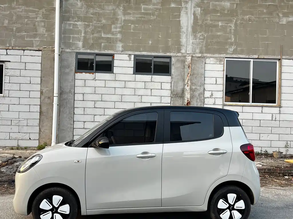Wuling MINIEV — миниатюра 21