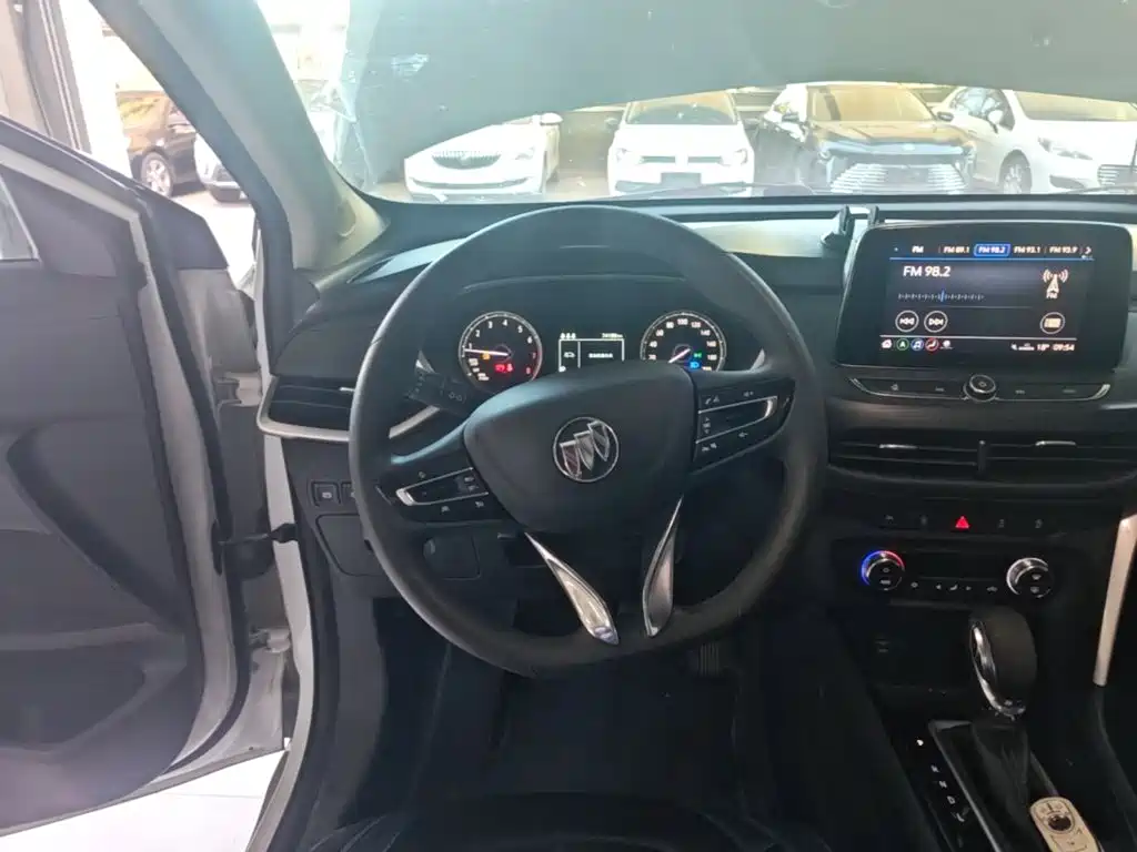 Buick Encore — миниатюра 11