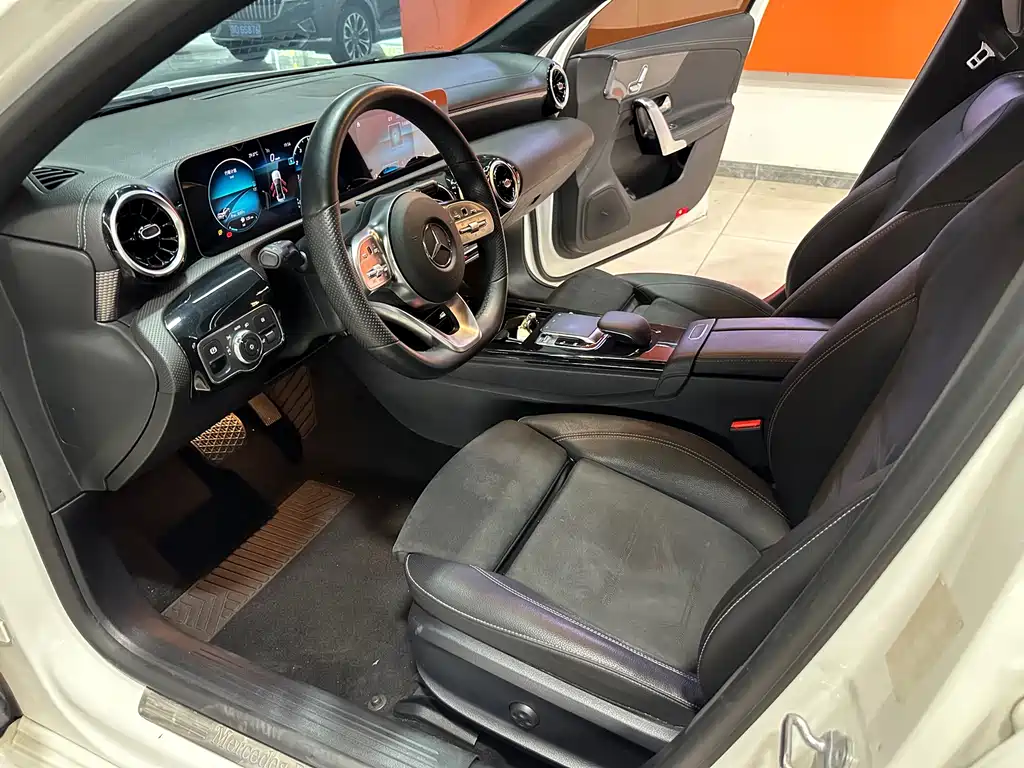 Mercedes-Benz A-Class — миниатюра 5