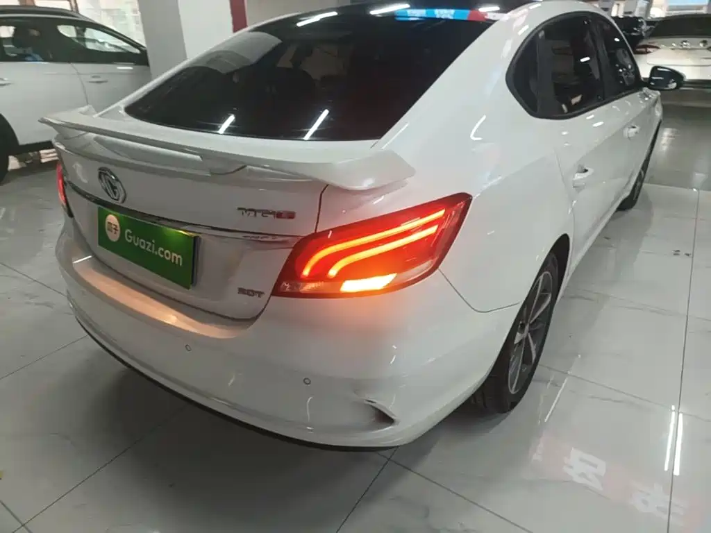 MG MG6 — миниатюра 8