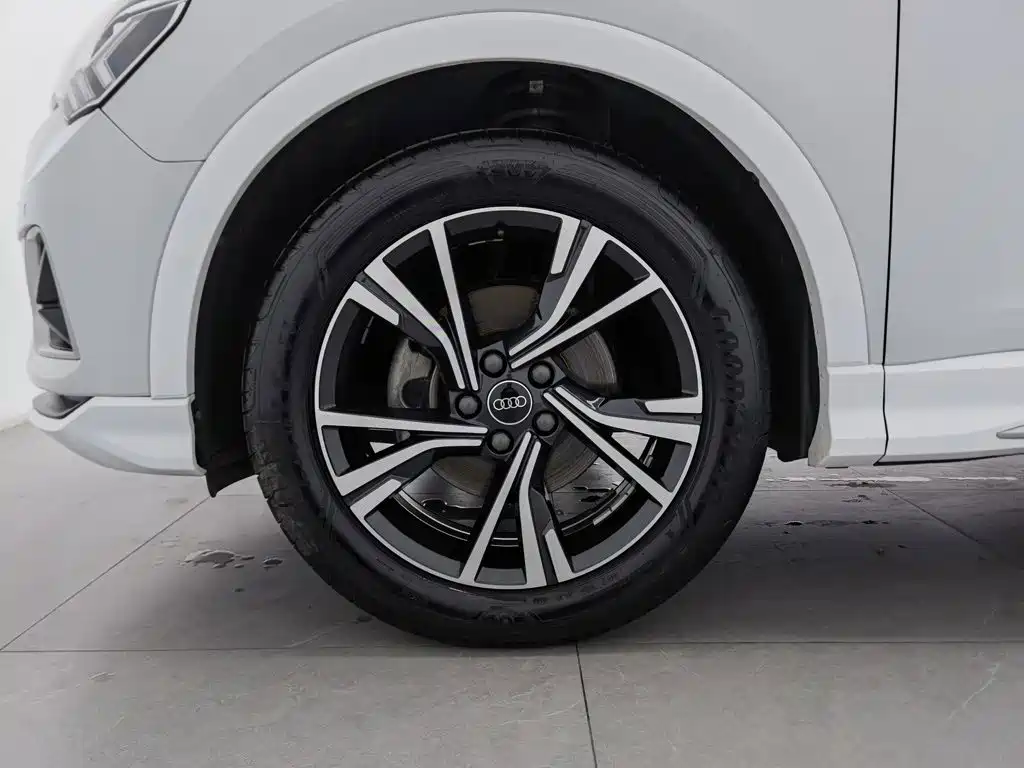 Audi Q3 — миниатюра 17