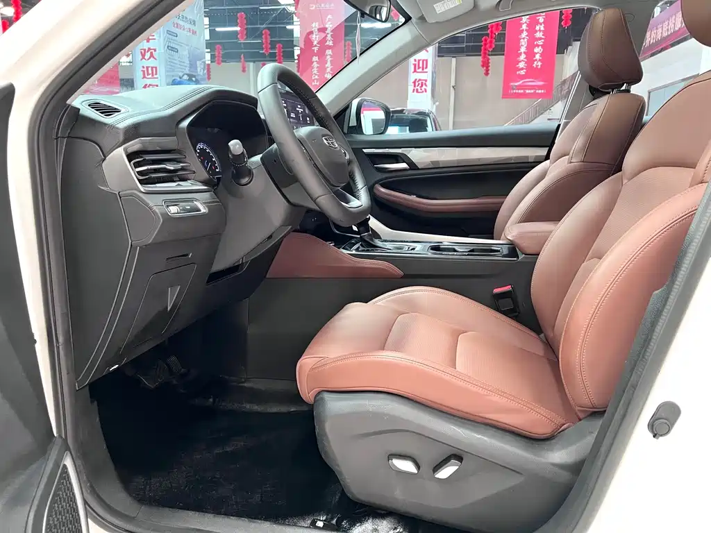 Geely Vision X6 — миниатюра 7