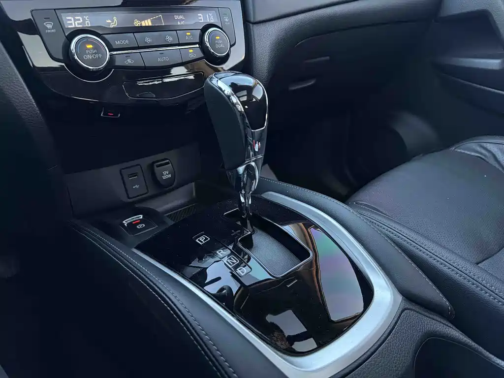 Nissan X-Trail — миниатюра 13