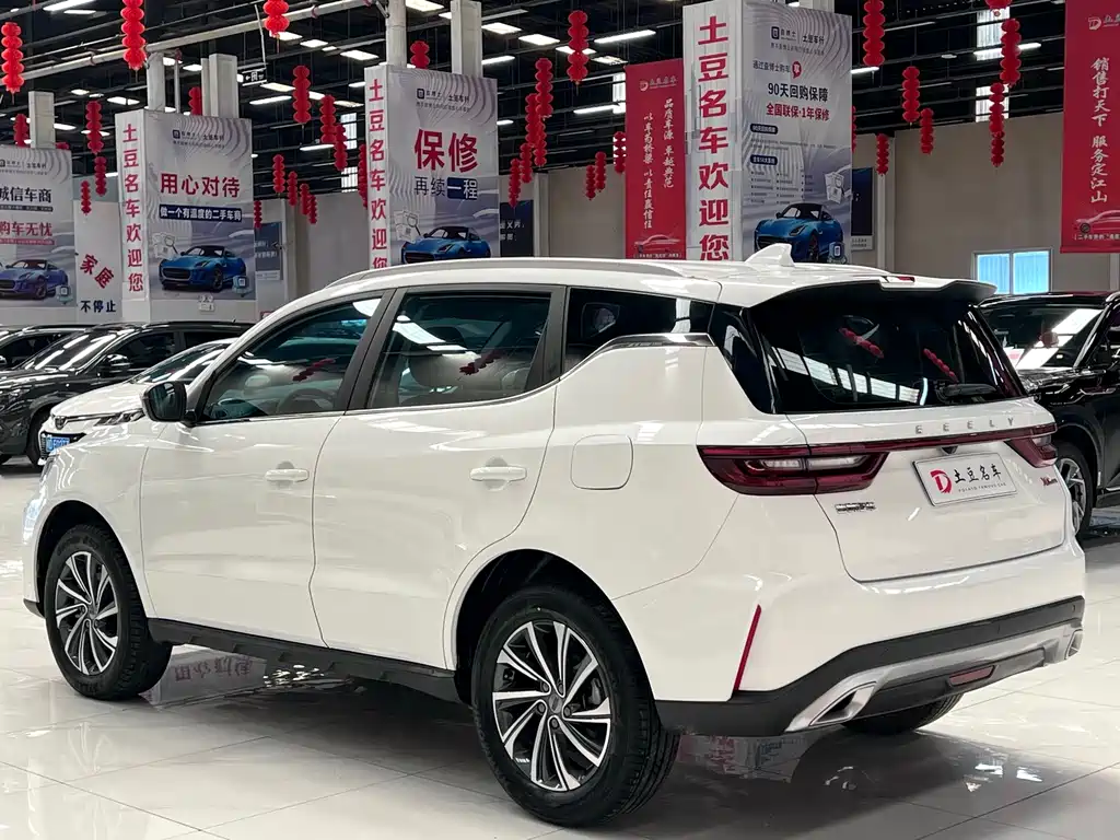 Geely Vision X6 — миниатюра 6