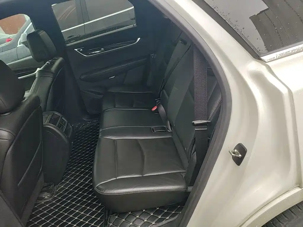 Cadillac XT5 — миниатюра 13