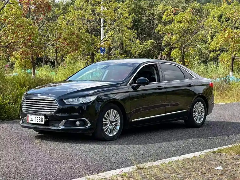 Ford Taurus