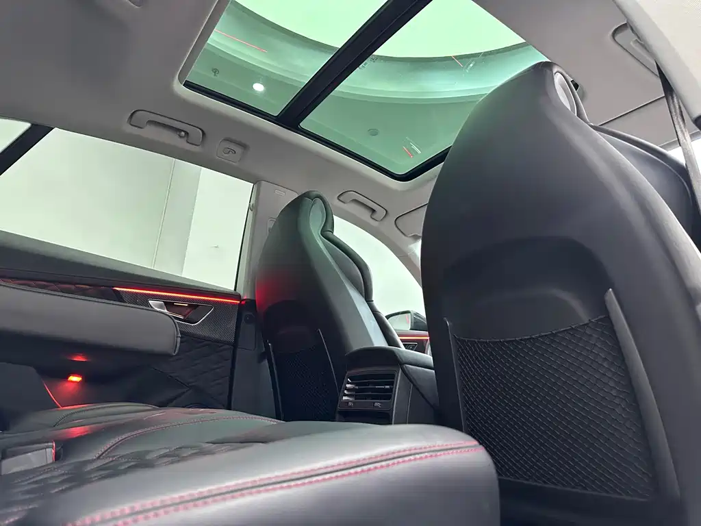 Audi Q8 — миниатюра 13
