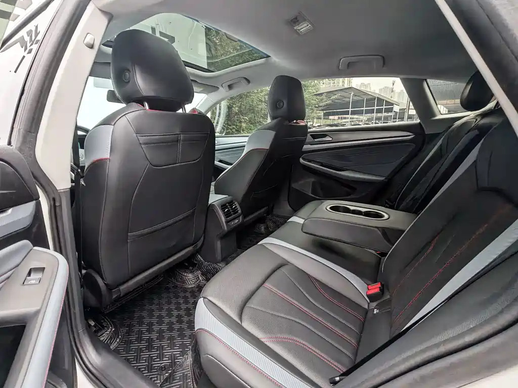 Volkswagen Lamando — миниатюра 13