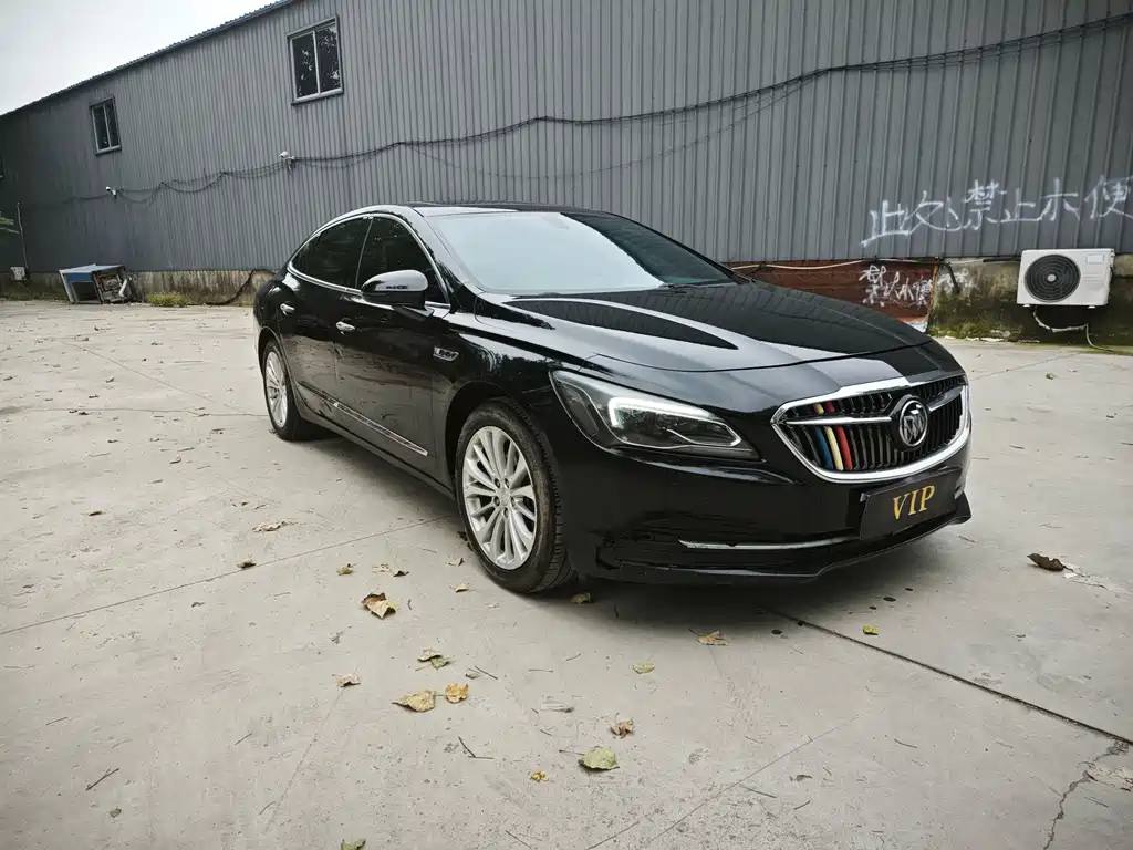 Buick LaCrosse — миниатюра 3
