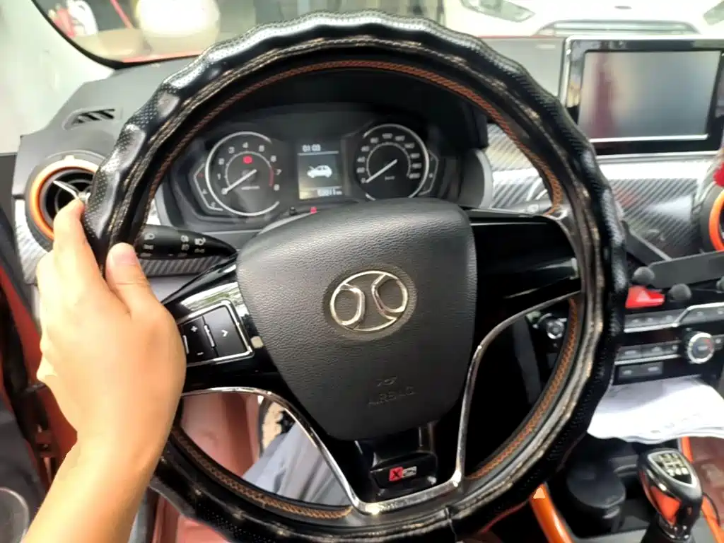 BAIC Senova X25 — миниатюра 11