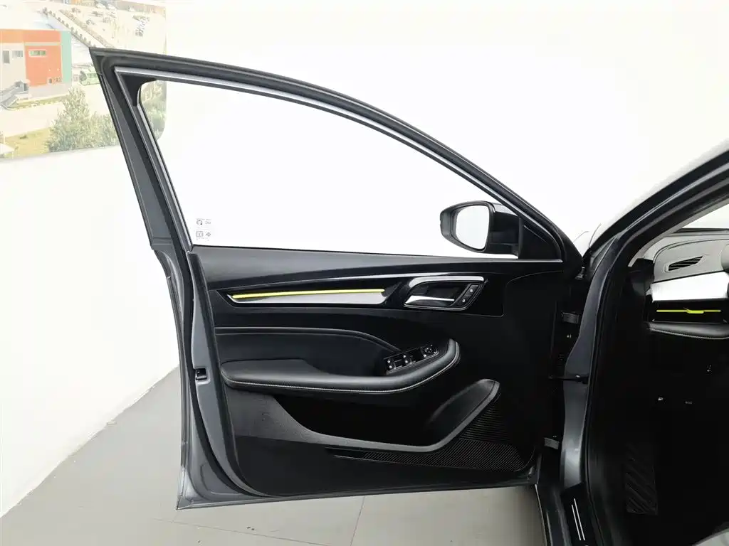 Roewe i5 2021 1.5L CVT