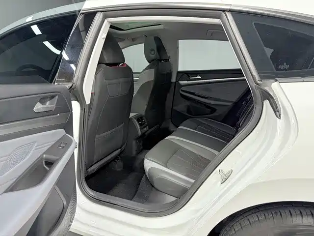 Volkswagen Lamando — миниатюра 9