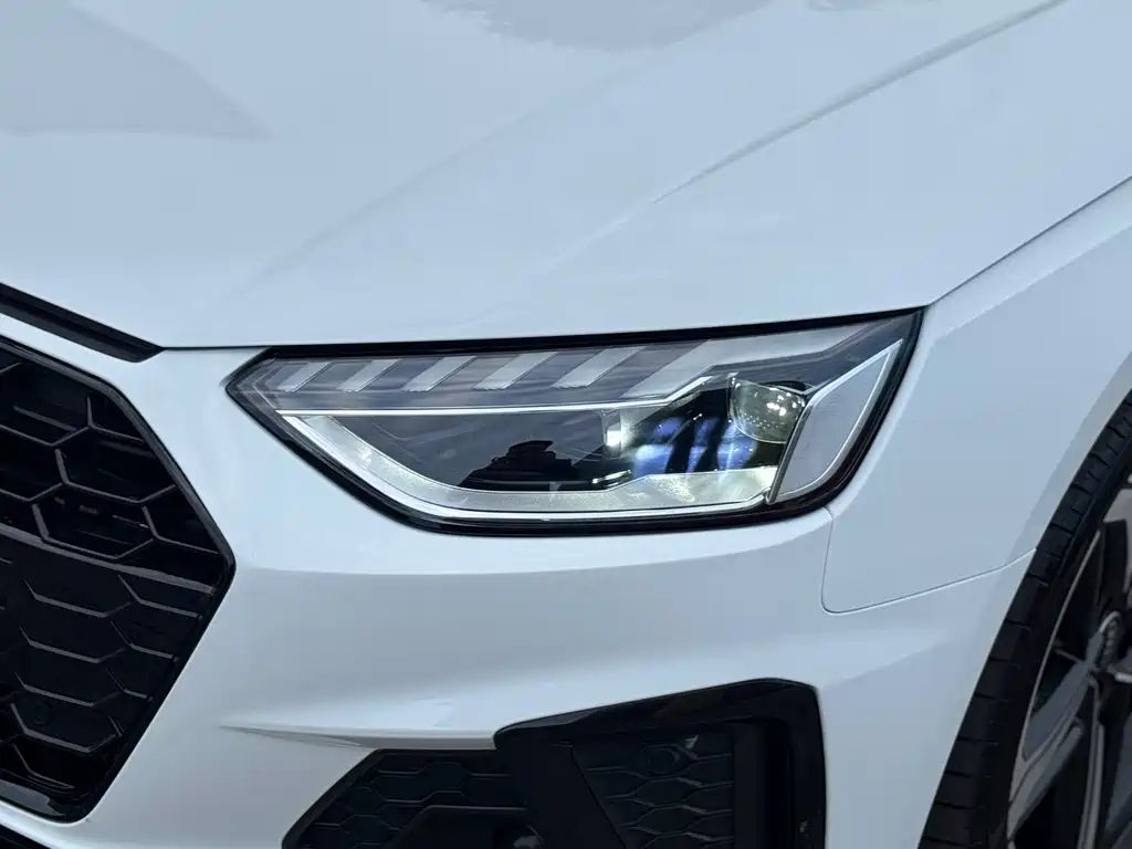 Audi A4L — миниатюра 13