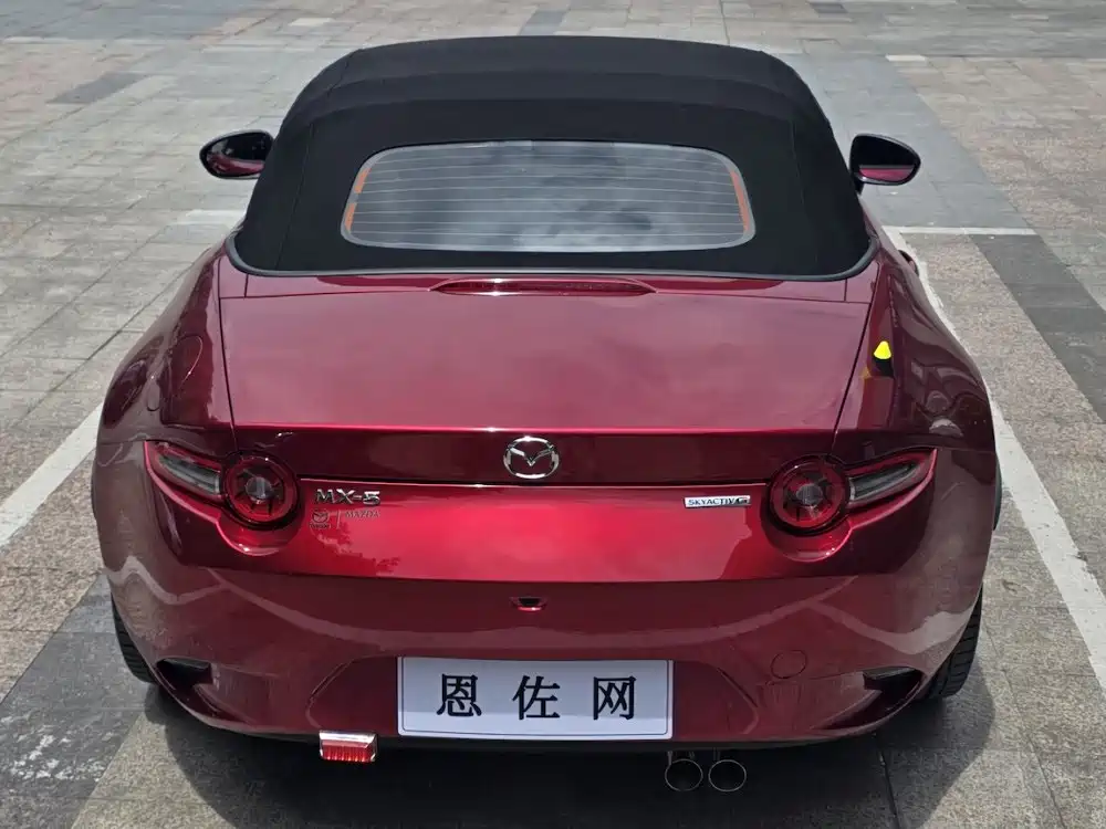 Mazda MX-5 2025 2.0L AT