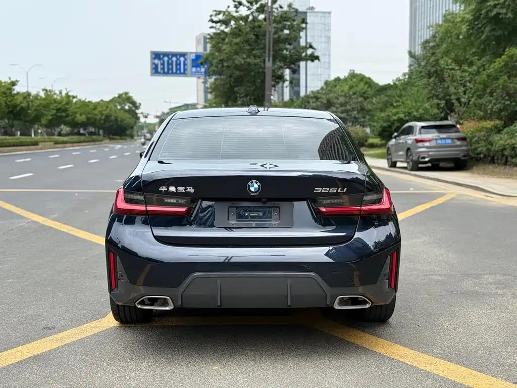 BMW 3 Series — миниатюра 6