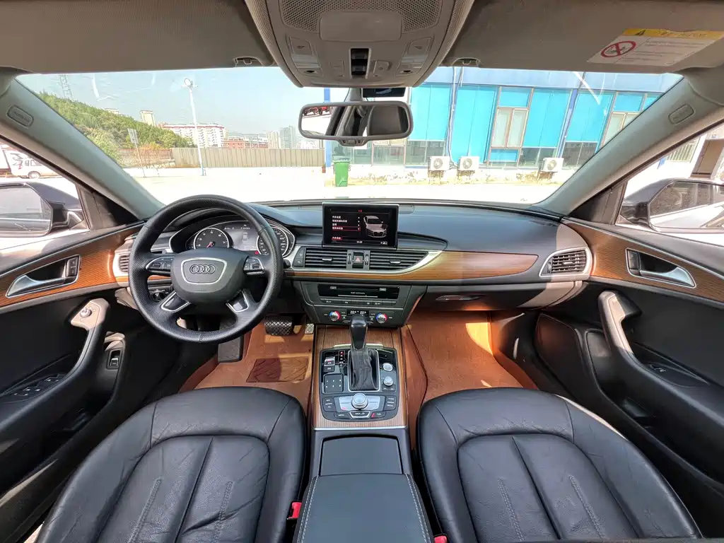 Audi A6L — миниатюра 12
