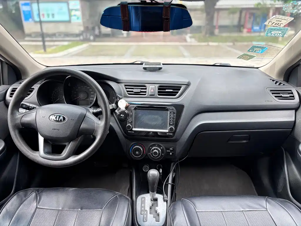 Kia K2 — миниатюра 14