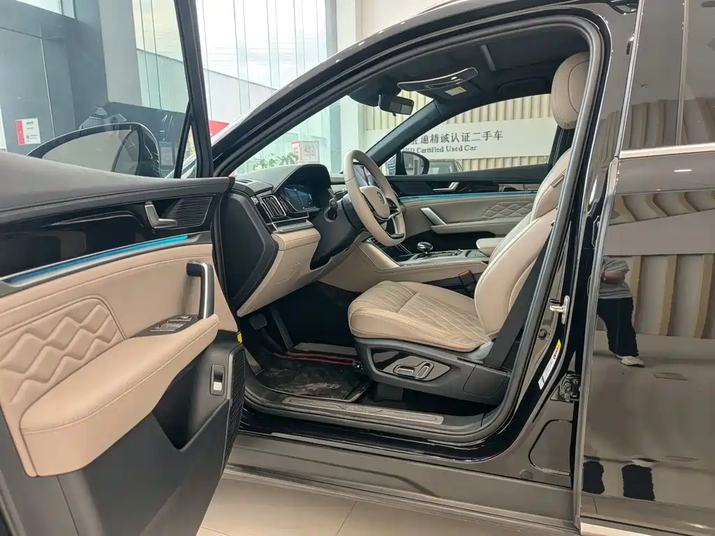 BYD Tang New Energy — миниатюра 7