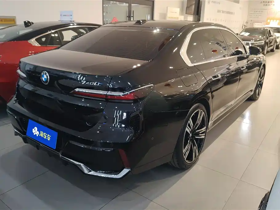 BMW 7 Series 7 2023 740Li Premium M Sport