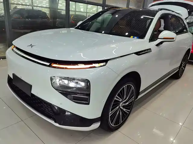 2023 Xpeng G9