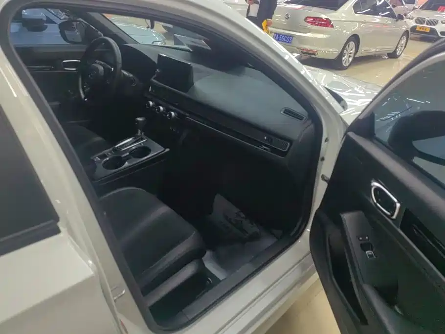 Honda Civic — миниатюра 8