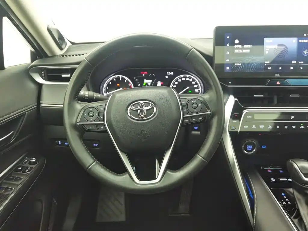 Toyota Venza — миниатюра 11