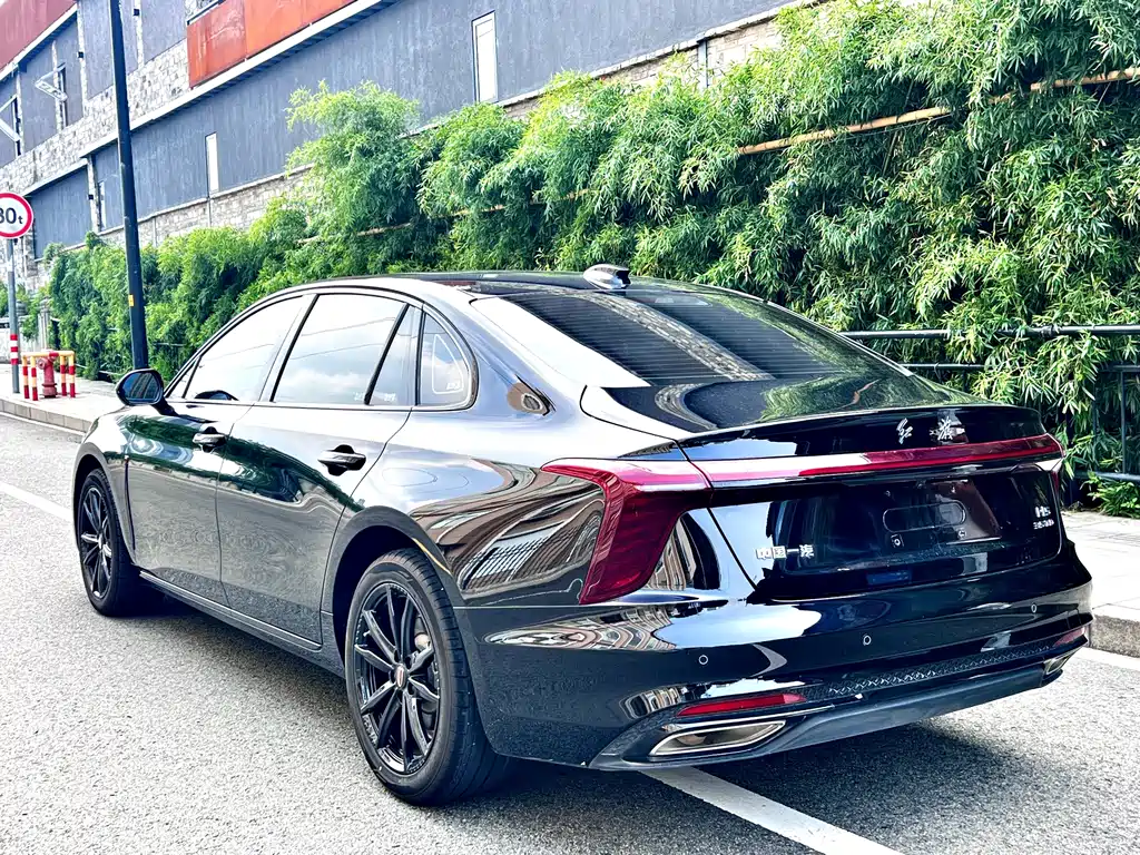 Hongqi Hongqi H5 — миниатюра 11