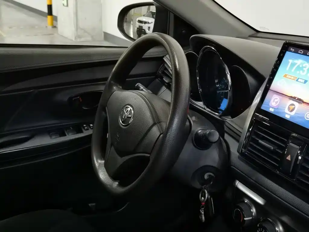 Toyota Yaris L — миниатюра 22