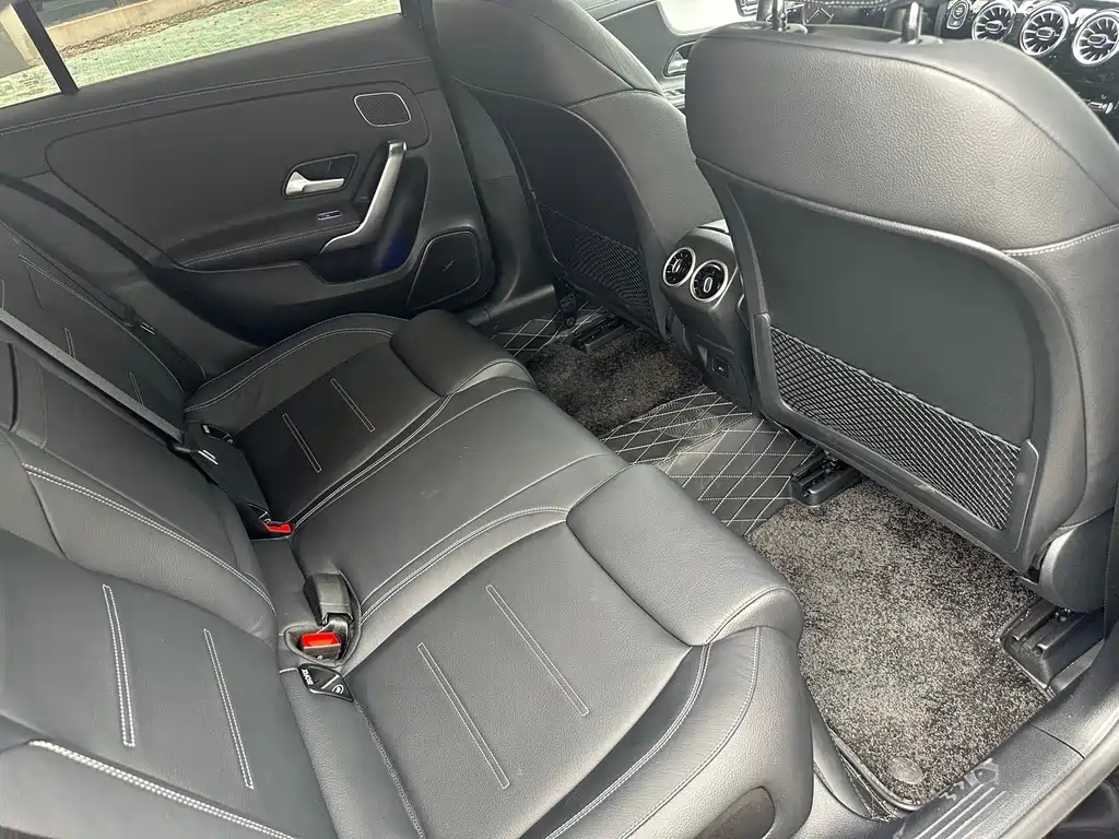 Mercedes-Benz A-Class AMG — миниатюра 11