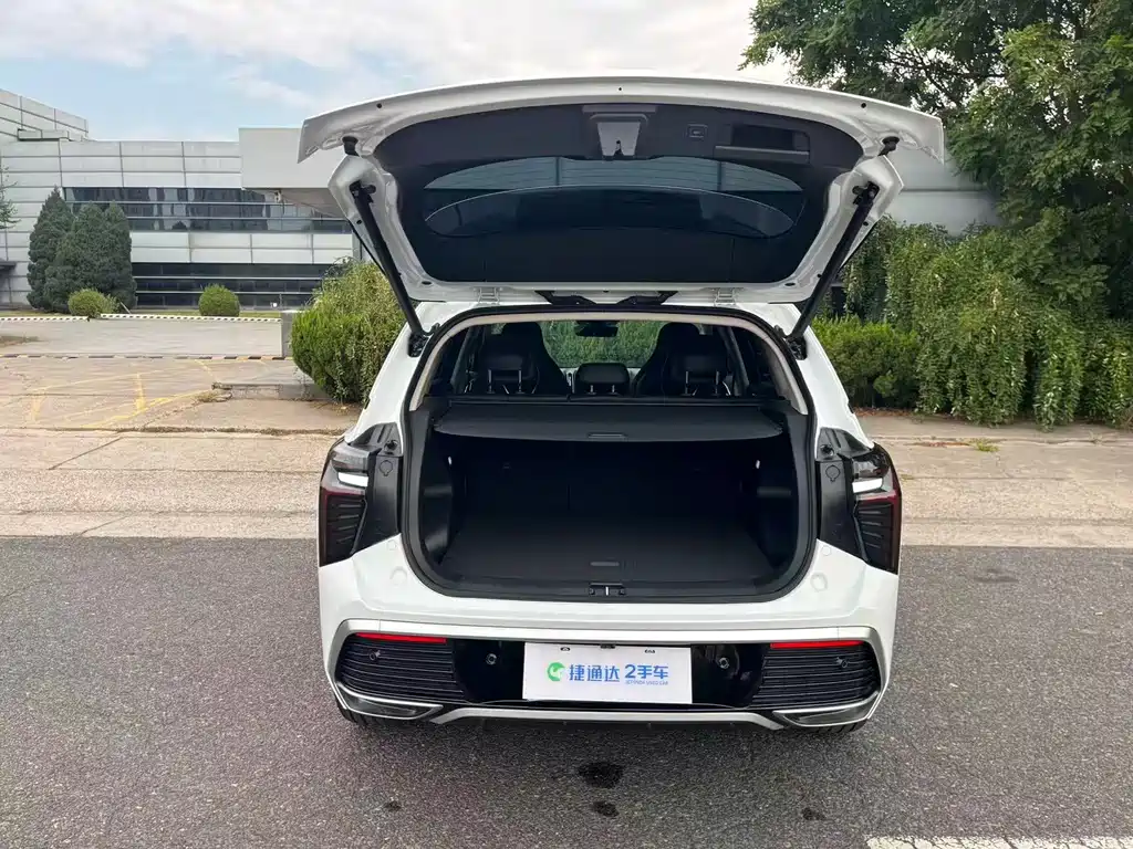 Hongqi Hongqi HS3 — миниатюра 5