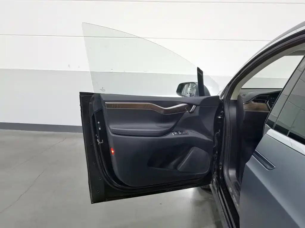 Tesla Model X 2016 Model X 90D