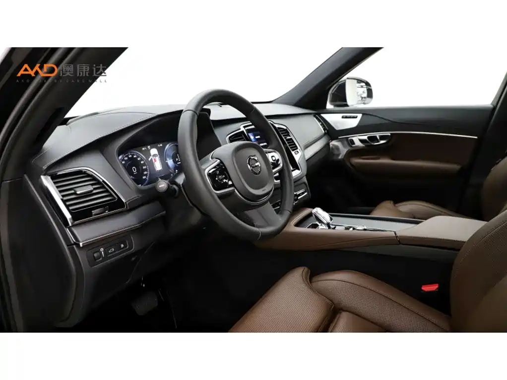 Volvo XC90 PHEV — миниатюра 6
