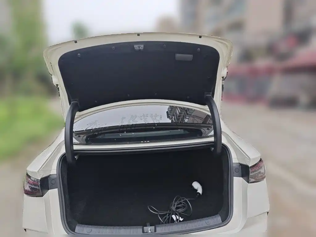 BYD Seal 06 — миниатюра 15