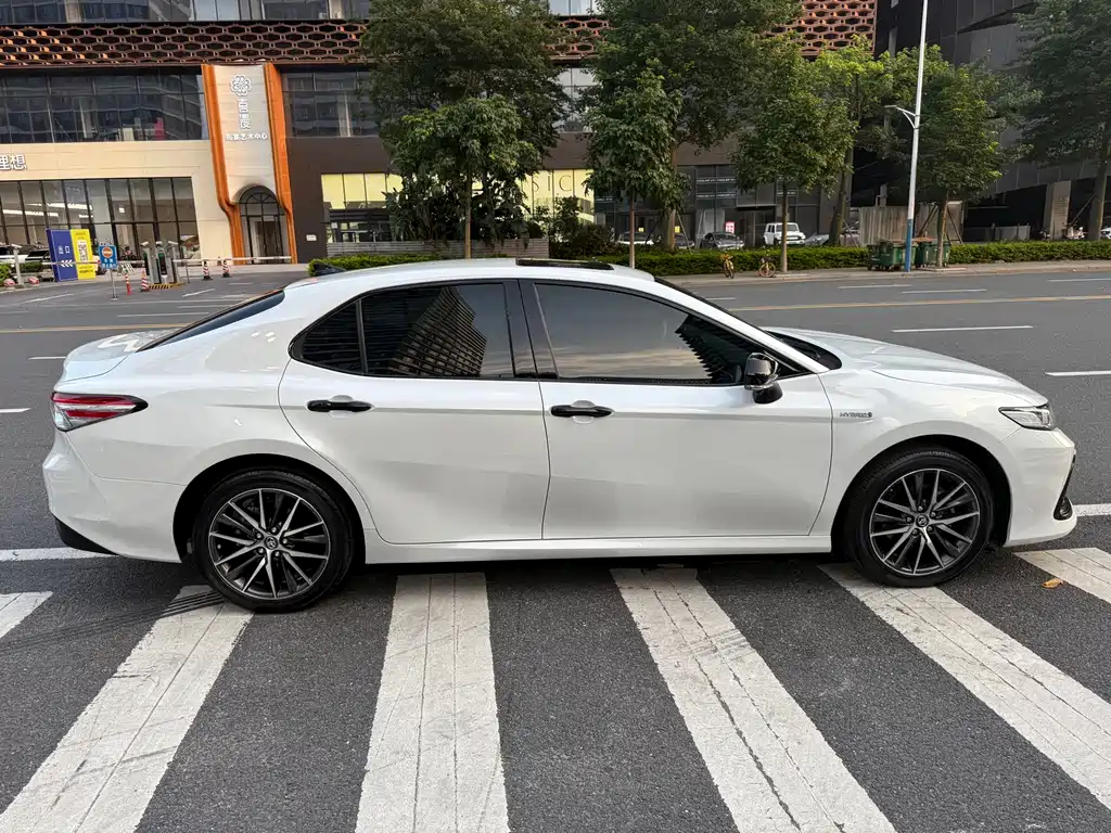 Toyota Camry 2023 2.5HGVP Lead