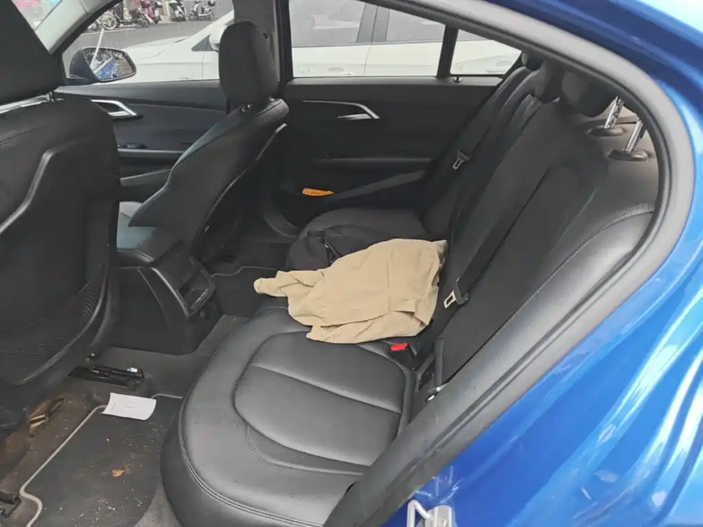 BMW 1 Series — миниатюра 17