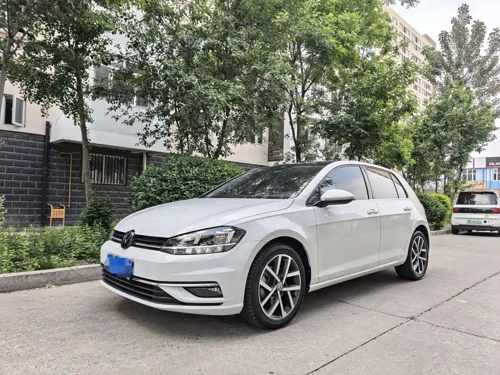 Volkswagen Golf 2020