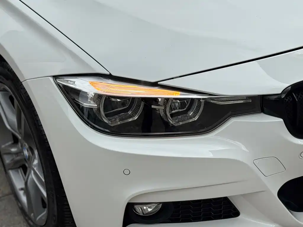 BMW 3 Series — миниатюра 13