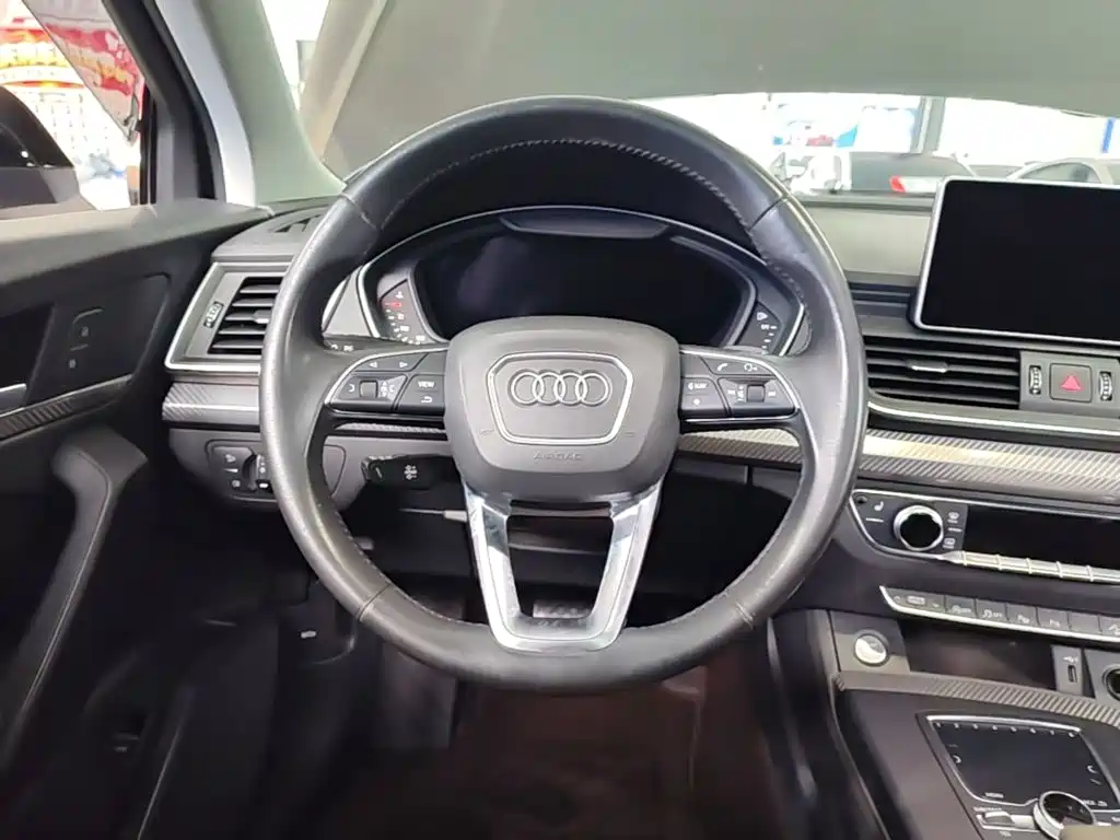 Audi Q5L — миниатюра 11