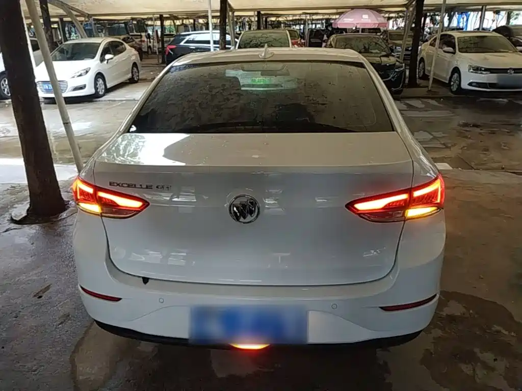 Buick Excelle — миниатюра 6