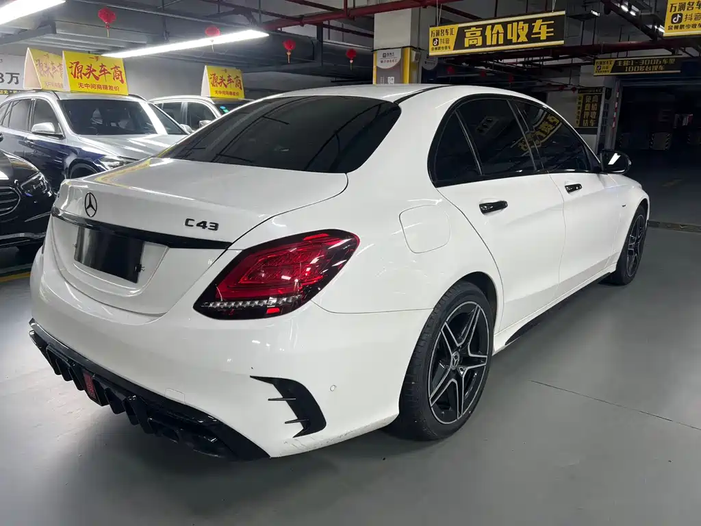 Mercedes-Benz C-Class — миниатюра 9