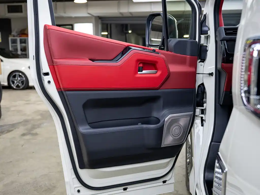 Toyota Hiace — миниатюра 23