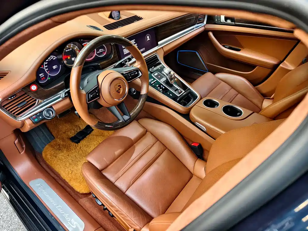 Porsche Panamera — миниатюра 7
